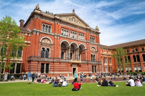 GE_CanVisitingMuseumsMakeYouHappy_Blog1_